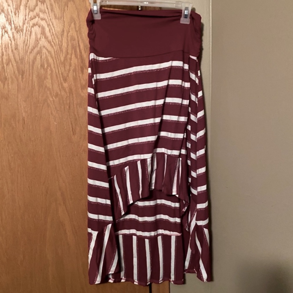 Vanity skirt